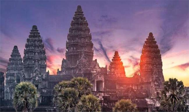 A tour of the Angkor Wat temple complex